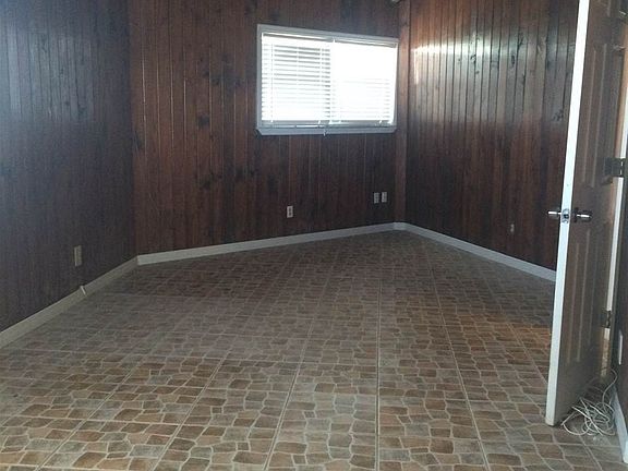 5th image of 133 Zamora St