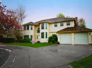 656 NE Alexis Ct, Hillsboro, OR 97124
