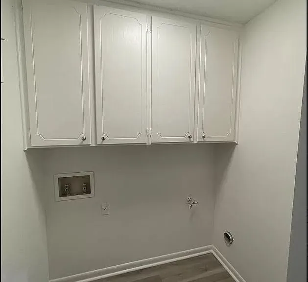 6124 Parkforest Dr — Photo 5
