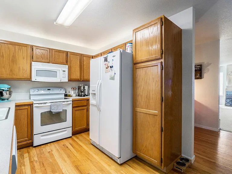 2805 Leisure Dr — Photo 7