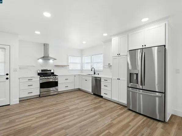 2251 Pacheco St, Concord, CA 94520