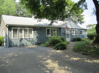 172 Northampton St, Warwick, RI 02888