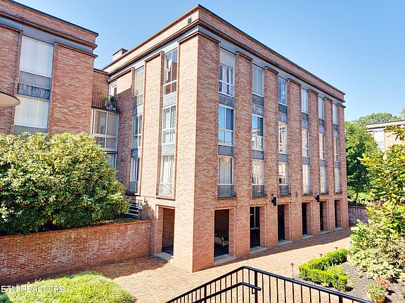 2nd image of 1400 Kenesaw Ave APT 31E