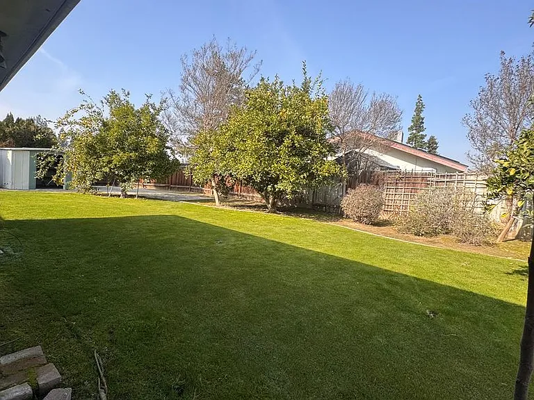 6412 Manchester Ln — Photo 21