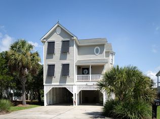 9 Battery Park Rd, Edisto Island, SC 29438