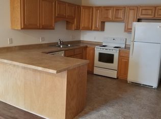 1520 W Pine St #209, Baraboo, WI 53913