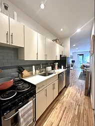 Rented by Mossanen Group