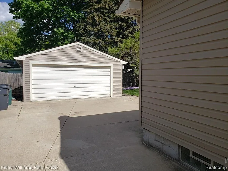 3136 Kilmer Dr — Photo 5