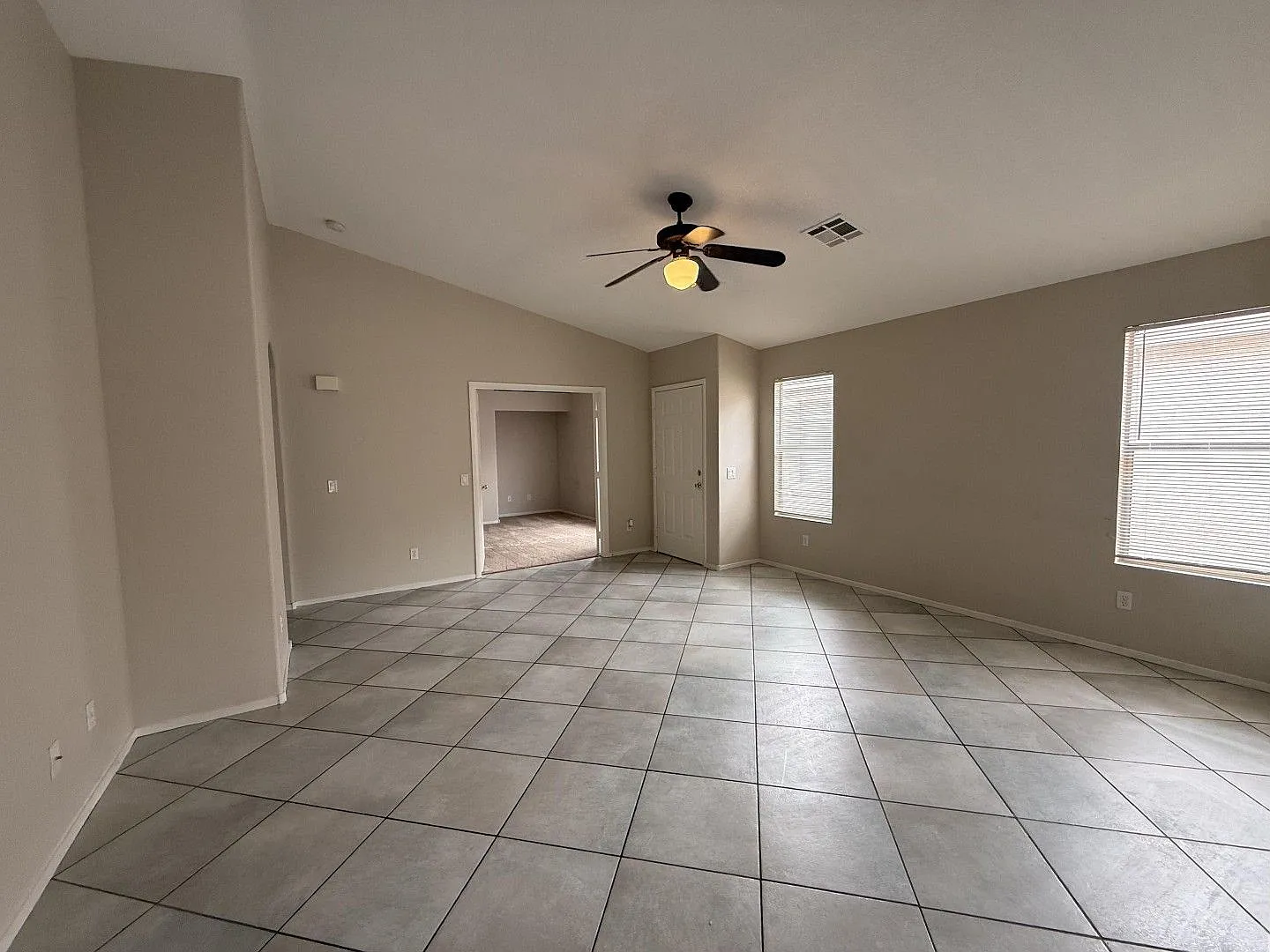 Beautiful Three Bedroom Home Available in Southern Highlands — Photo 2