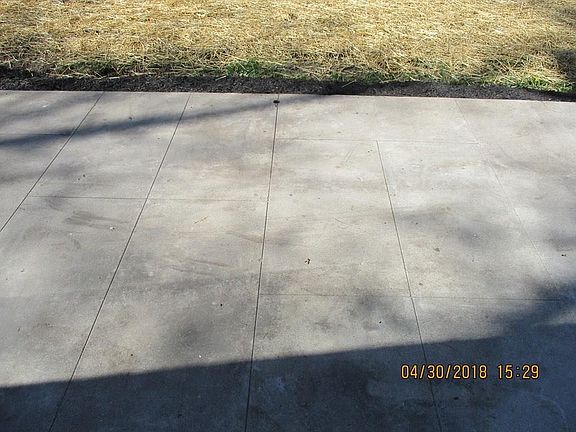 5th image of 1204 N Sunset Dr
