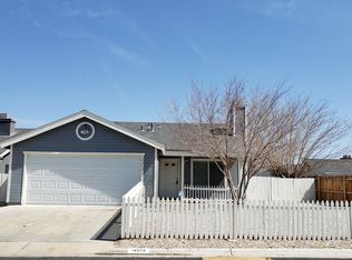 14273 Pinewood Dr, Hesperia, CA 92344
