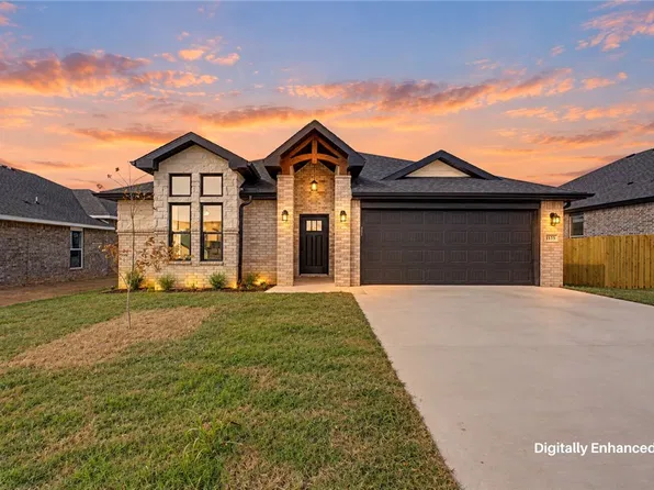 1713 Hagerty St, Pea Ridge, AR 72751