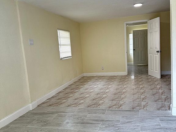 5th image of 123 NW 5th Court
