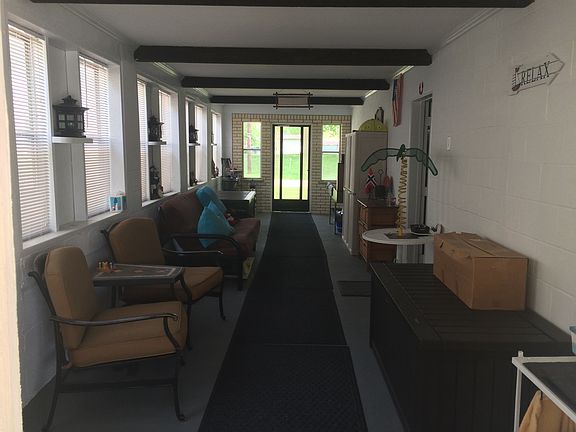 4th image of 130 Carvers Trail