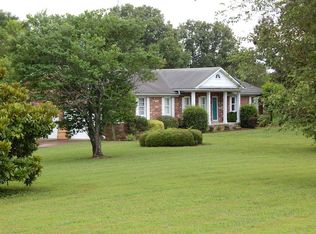 355 Country Club Loop, Paris, TN 38242