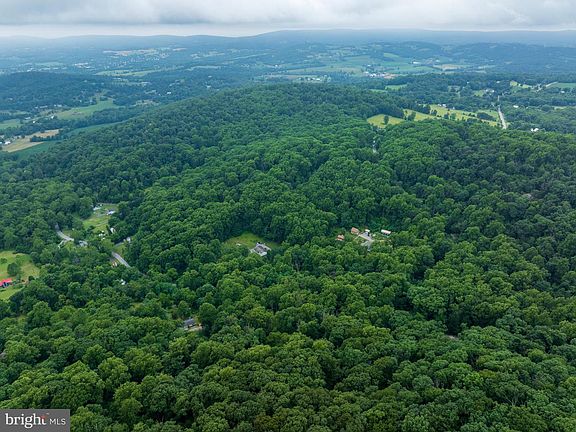 5th image of 4617 Fishers Hollow Rd