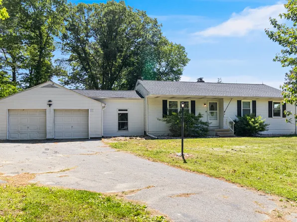 27419 Birch Manor Cir, Mechanicsville, MD 20659