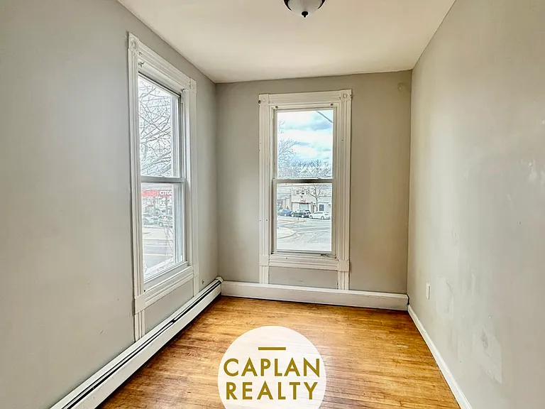 399 Howard Ave #2K — Photo 2