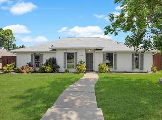 1619 Walker Dr, Carrollton, TX 75007