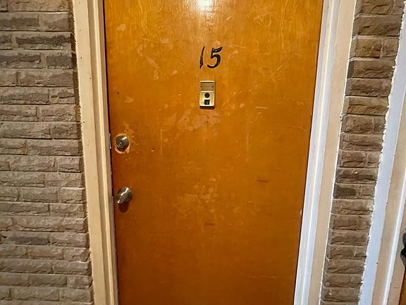 2nd image of 815 Rosemont Ave #15-15-15
