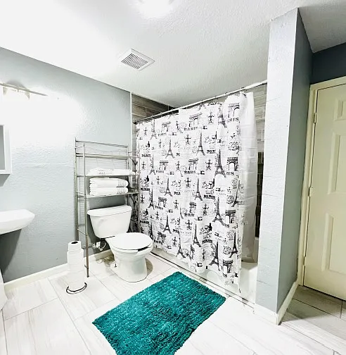 1 bed, 820 sqft, $895 — Photo 3
