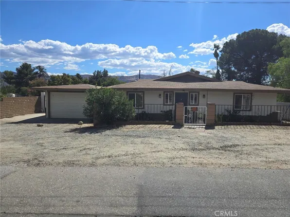 530 W Gilman St, Banning, CA 92220