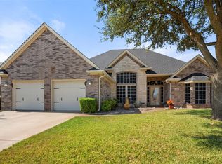 812 Bent Wood Ln, Cleburne, TX 76033