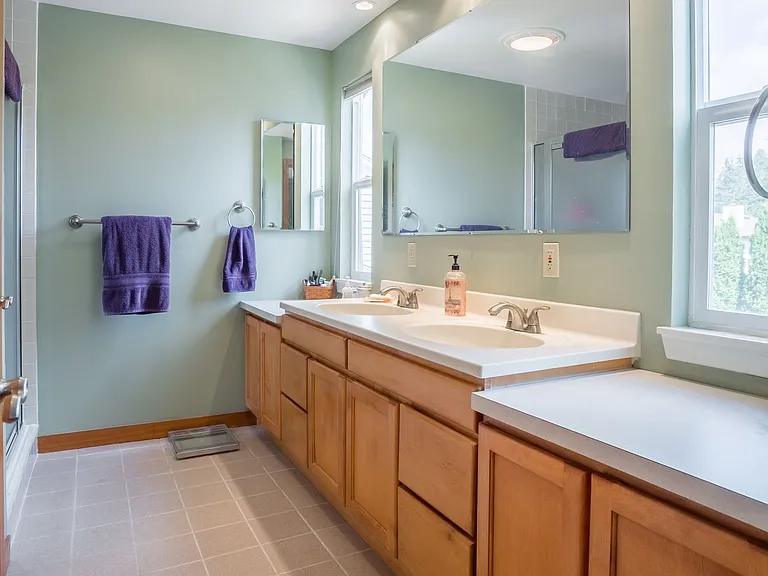 12044C Roosevelt Way NE — Photo 23