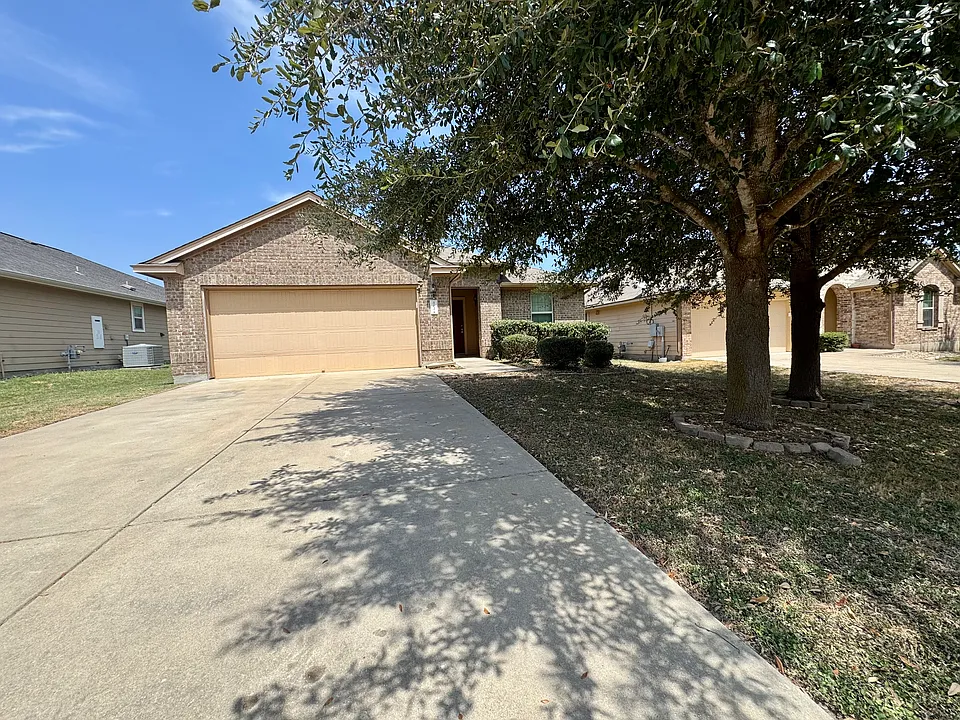 112 Beargrass Dr