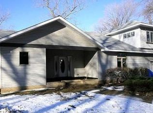 7669 Salida Rd, Mentor On The Lake, OH 44060
