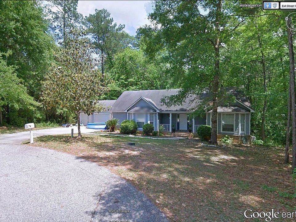 1st image of 104 Blackthorne Cir