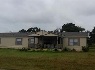 1015 Ben Dr, Cleburne, TX 76031