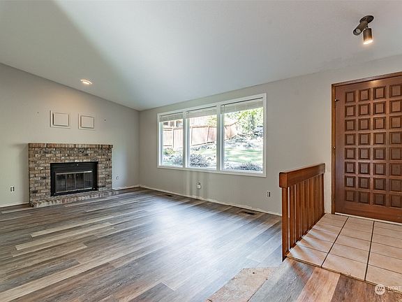 5th image of 3739 Greenville Street