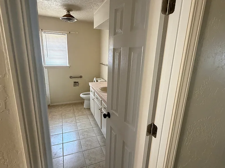 3708 Shell Ave — Photo 6