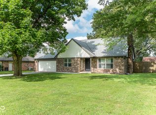 8768 Tracy Dr, Clayton, IN 46118
