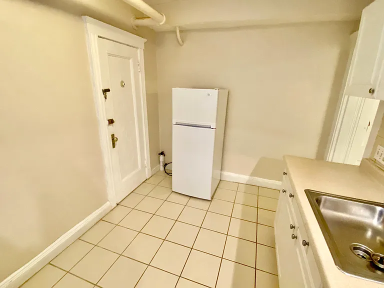 29 Mount Hood Rd #14 — Photo 3