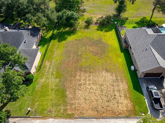 2nd image of 20715 Atascocita Shores Dr