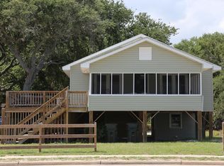 2205 Palmetto Blvd, Edisto Island, SC 29438