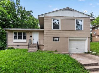 3900 E 47th Ter, Kansas City, MO 64130