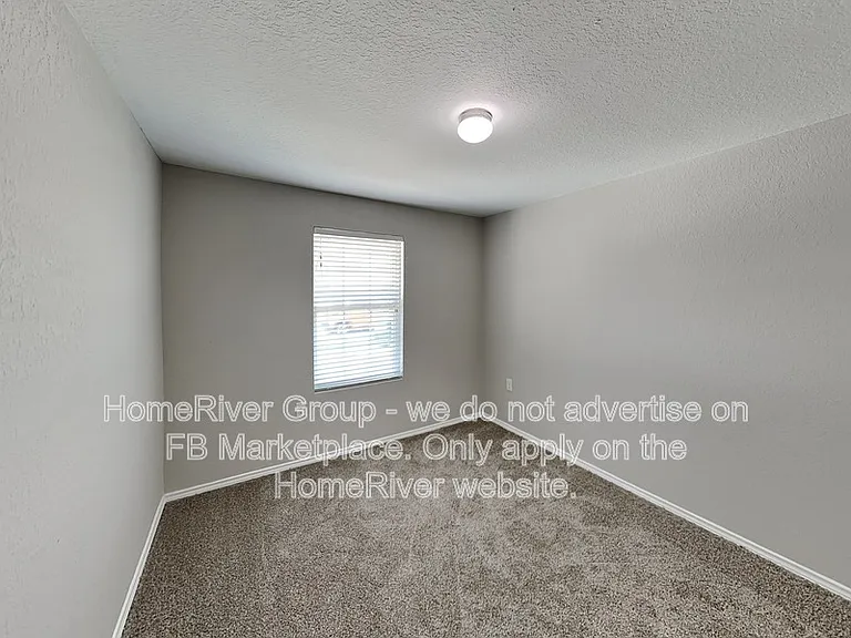6807 Hibiscus Fls — Photo 17