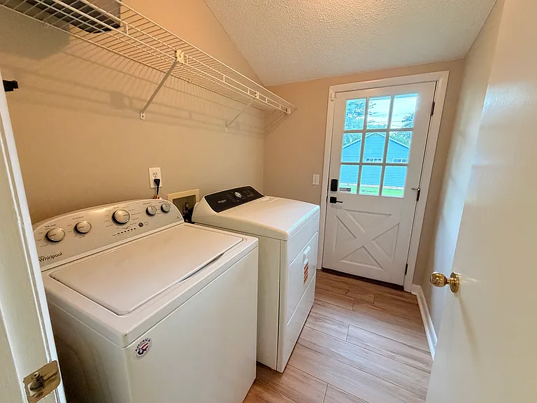 1519 Pratt Ave NE — Photo 30