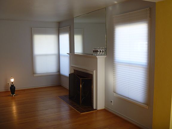 5th image of 1238 W Mariposa Ave