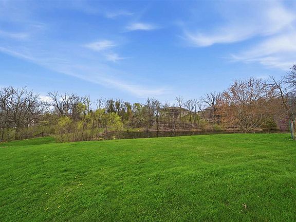 2nd image of 860 Forest Edge Dr