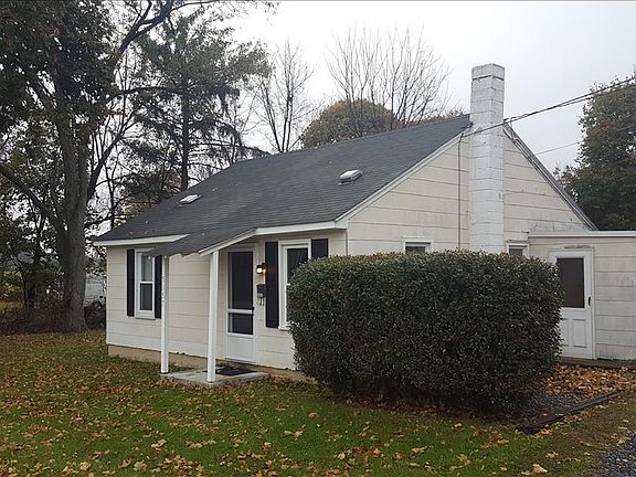3rd image of 5357 Oakwood Ln