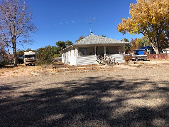5th image of 121 S Beaty Ave