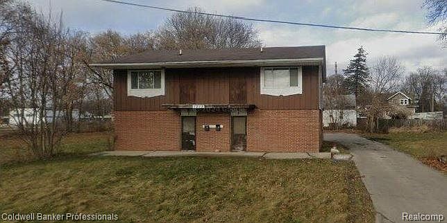 1st image of 1215 Thurber St