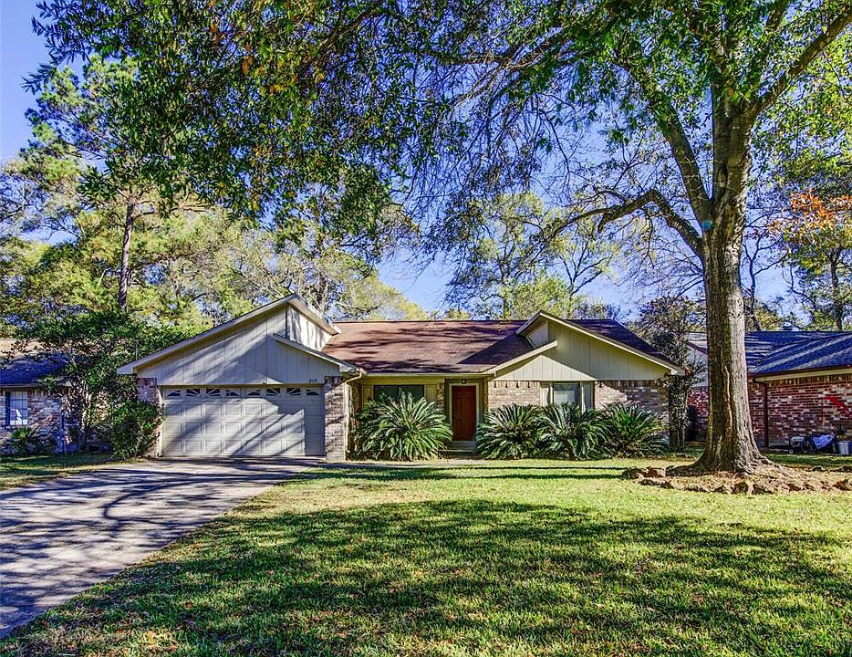1st image of 3115 Park Garden Dr