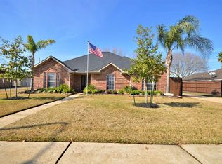 2006 Plantation Dr, Friendswood, TX 77546