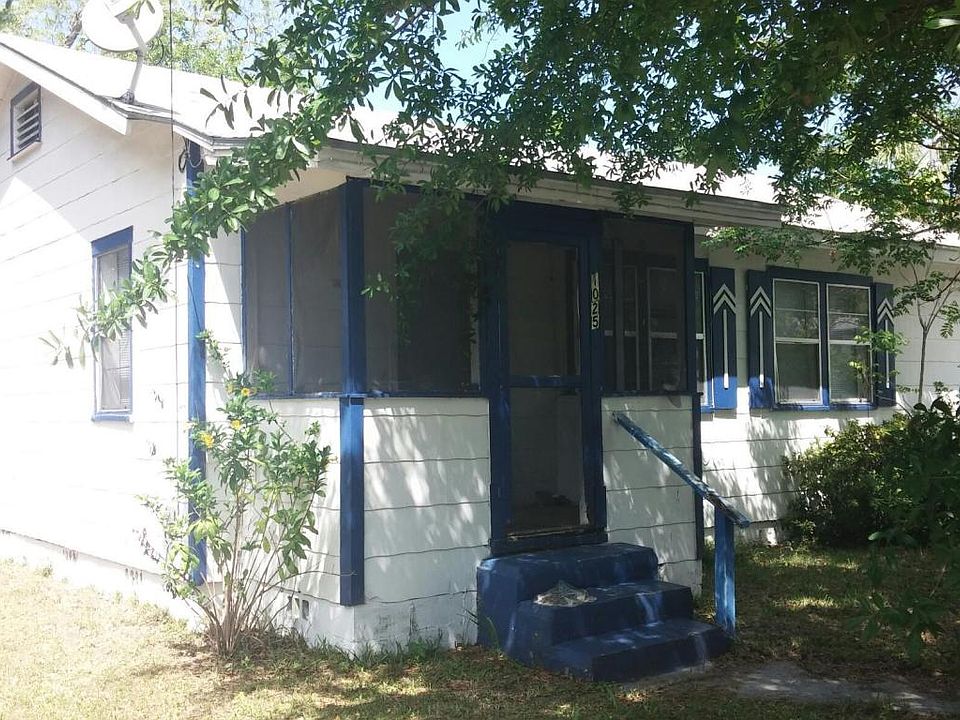 1st image of 1025 W 23rd St