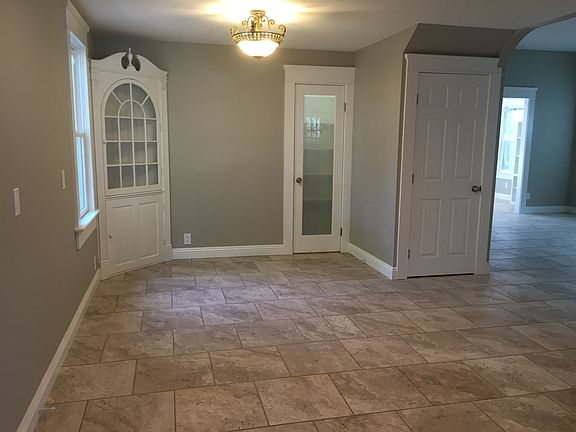 Dining with pantry, hutch